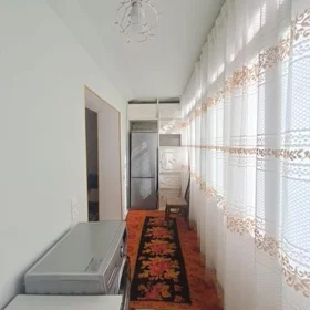 In Baku 70.0 m² apartment is for sale - Image 3