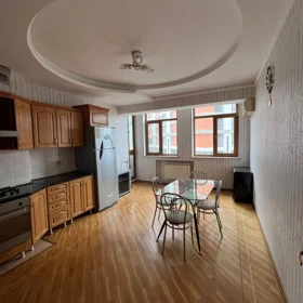 In Baku 120.0 m² apartment is for sale - Image 6