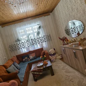 In Baku 90.0 m² house with 3.0 rooms is for rent - Image 3