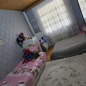 In Baku 90.0 m² house with 3.0 rooms is for rent - Image 5