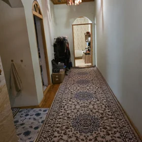 In Baku 90.0 m² house with 3.0 rooms is for rent - Image 9