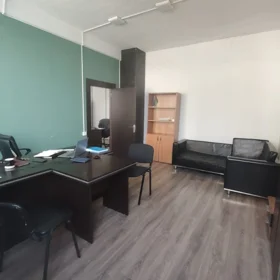 In Baku 42.0 m² office is for rent - Image 2