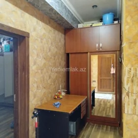 In Baku 61.0 m² apartment is for sale - Image 9