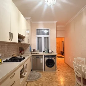 In Baku 93.0 m² apartment is for sale - Image 6