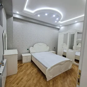 In Baku 80.0 m² apartment is for rent - Image 3