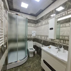 In Baku 80.0 m² apartment is for rent - Image 8