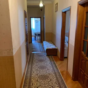 In Baku 120.0 m² apartment is for sale - Image 9