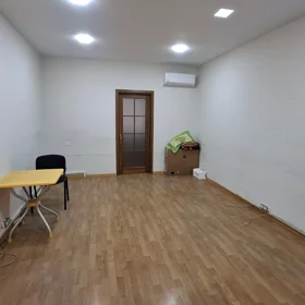 In Xətai rayonu 90.0 m² office is for rent - Image 9