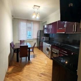 In Baku 130.0 m² apartment is for rent - Image 8