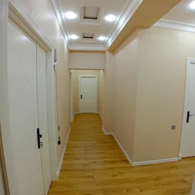 In Baku 112.0 m² apartment is for sale - Image 5