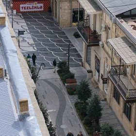In Baku 250.0 m² apartment is for sale - Image 6