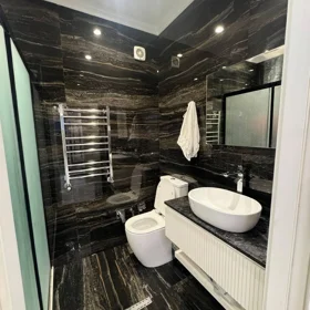 In Baku 110.0 m² apartment is for rent - Image 2