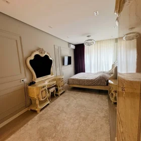 In Baku 110.0 m² apartment is for rent - Image 6