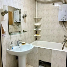 In Baku 100.0 m² commercial is for rent - Image 10