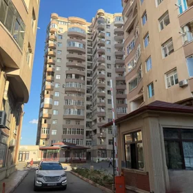 In Baku 73.0 m² apartment is for sale - Image 3