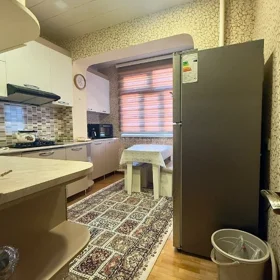 In Baku 70.0 m² apartment is for rent - Image 5