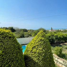 In nan 250.0 m² house with 5.0 rooms is for sale - Image 6