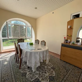 In nan 250.0 m² house with 5.0 rooms is for sale - Image 10