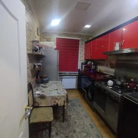 In Sumgayit 80.0 m² apartment is for sale - Image 4