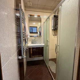In Baku 60.0 m² apartment is for sale - Image 8