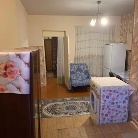 In Baku 35.0 m² house with 2.0 rooms is for rent - Image 2