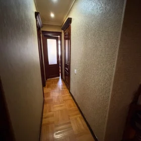 In Baku 90.0 m² apartment is for sale - Image 10