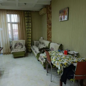 In Baku 290.0 m² apartment is for rent - Image 9
