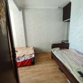 In Baku 80.0 m² apartment is for sale - Image 3