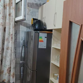 In Khirdalan 80.0 m² house with 4.0 rooms is for sale - Image 2