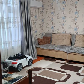 In Khirdalan 80.0 m² house with 4.0 rooms is for sale - Image 4