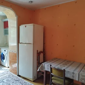 In Baku 75.0 m² apartment is for rent - Image 2