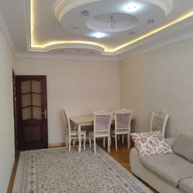 In Baku 75.0 m² apartment is for rent - Image 3