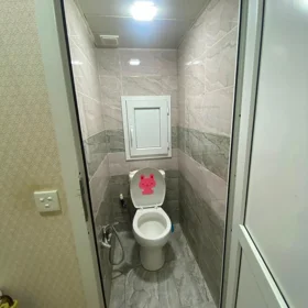 In Baku 75.0 m² apartment is for sale - Image 7