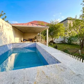 In nan 200.0 m² house with 4.0 rooms is for sale - Image 10