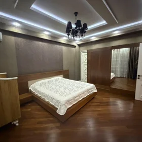 In Xətai rayonu 200.0 m² apartment is for rent - Image 3