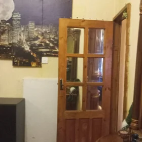 In Baku 70.0 m² apartment is for sale - Image 3