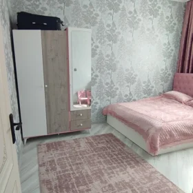 In nan 100.0 m² house with 3.0 rooms is for sale - Image 9