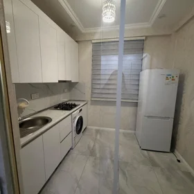 In Khirdalan 62.0 m² apartment is for rent - Image 2