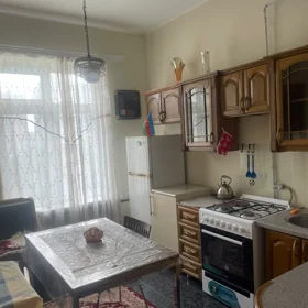 In Baku 65.0 m² apartment is for rent - Image 4