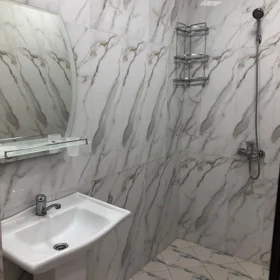 In Baku 60.0 m² apartment is for rent - Image 9