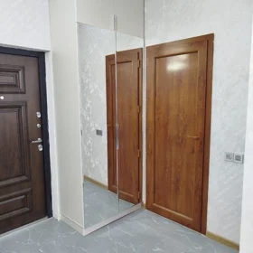 In Baku 180.0 m² apartment is for sale - Image 3