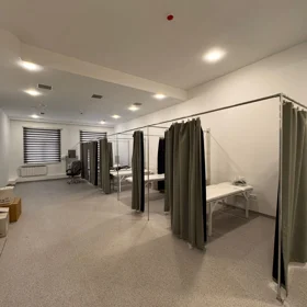 In Baku 2000.0 m² commercial is for rent - Image 4