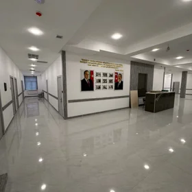In Baku 2000.0 m² commercial is for rent - Image 9