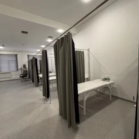 In Baku 2000.0 m² commercial is for rent - Image 10