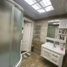 In Khirdalan 60.0 m² apartment is for rent - Image 7