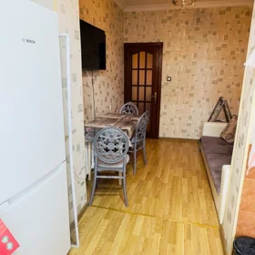In Baku 80.0 m² apartment is for rent - Image 7