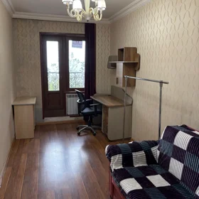 In Səbail rayonu 52.0 m² apartment is for sale - Image 2