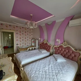 In Baku 150.0 m² apartment is for rent - Image 9