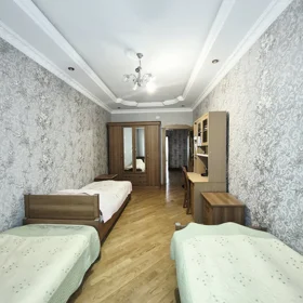 In Baku 153.0 m² apartment is for sale - Image 8