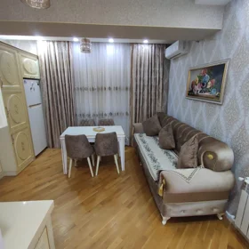 In Baku 100.0 m² apartment is for sale - Image 2